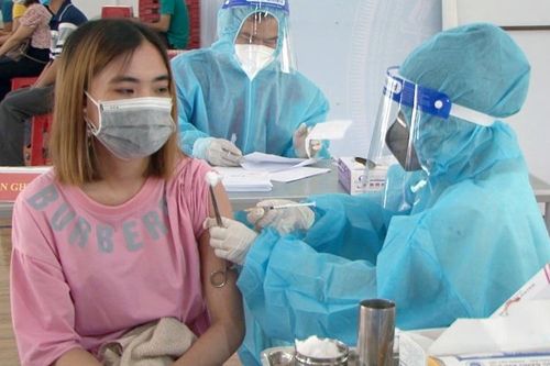 Hơn 75% người dân Sóc Trăng đã được tiêm 1 mũi vaccine phòng Covid-19