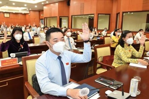 HĐND TP. HCM sẽ thông qua những vấn đề quan trọng nào để thích nghi giai đoạn 'bình thường mới'?