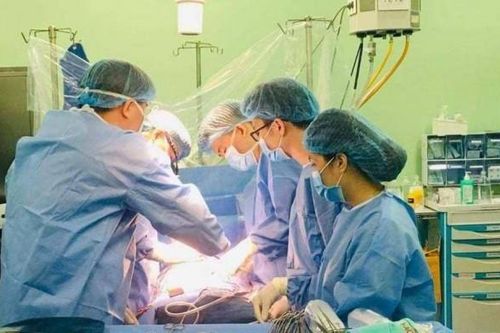 Bé sơ sinh nặng 1,5 kg mắc bệnh tim hồi sinh sau 2 cuộc đại phẫu
