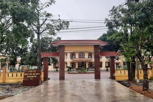 Người tiêm 2 mũi vắc xin từ Hà Nội về Hà Tĩnh bị cách ly tại nhà