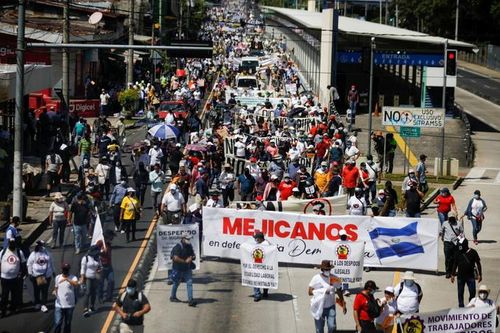 Người dân lại biểu tình chống chính phủ tái diễn ở El Salvador