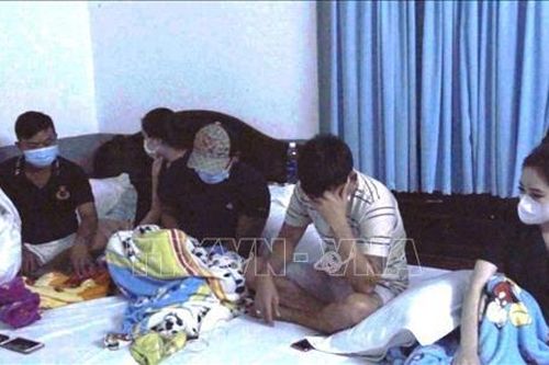 Tụ tập sử dụng chất ma túy giữa lúc dịch vẫn diễn biến phức tạp