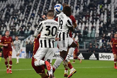 Hạ Roma của Mourinho, Juve thắng trận thứ 4 liên tiếp ở Serie A