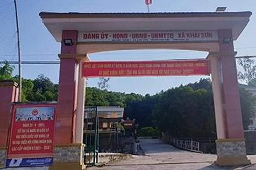 Nghệ An: Bắt Chủ tịch xã và cán bộ thuộc cấp 'ăn chặn' tiền hỗ trợ bão lụt