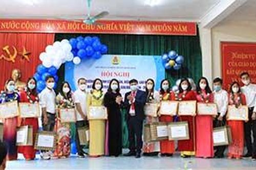 Tràng Định: Biểu dương 28 gia đình công nhân, viên chức, lao động tiêu biêủTin khácThành phố Lạng Sơn: Vững bước trên đường phát triểnDoanh nghiệp Lạng Sơn: Xây dựng, phát triển văn hóa doanh nghiệp