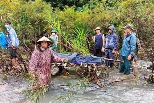 Mưa lũ làm 4 người chết và mất tích ở Quảng Bình
