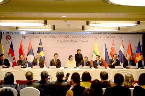 Chính phủ phê duyệt Hiệp định Thương mại dịch vụ ASEAN