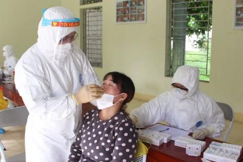 Phú Thọ: Huy động gần 1.000 nhân viên y tế tổng lực lấy mẫu xét nghiệm