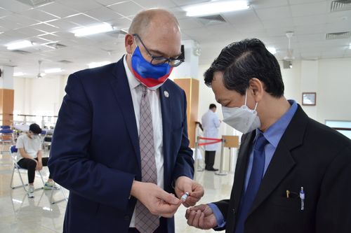 Mỹ sẽ tiếp tục vận động để có thêm vaccine cho Việt Nam