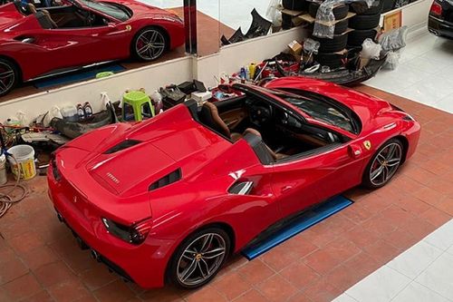 Ferrari 488 Spider hơn 15 tỷ được đại gia Sài Gòn 'độ tiếng hí'
