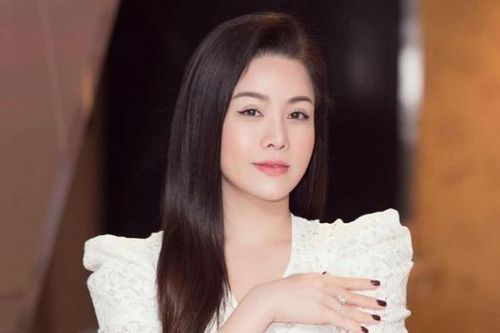 Bị 'tố' chỉnh sửa, cắt ghép bản sao kê, Nhật Kim Anh nói gì?