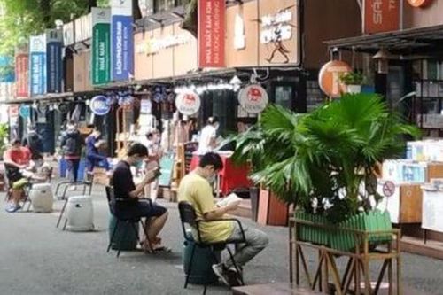 Đường sách TPHCM hoạt động thế nào sau 10 ngày mở cửa?