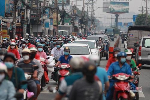 TP.HCM giảm từ cấp độ 3 xuống cấp độ 2 trong phòng, chống dịch