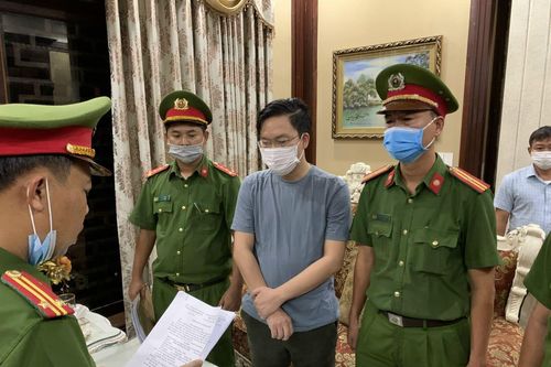 Bắt Chủ tịch HĐQT và giám đốc Tập đoàn Khải Tín liên quan 'dự án ma'