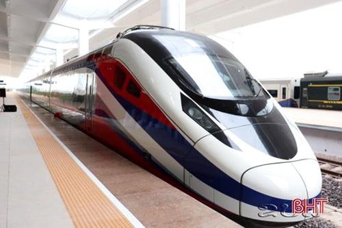 Tuyến đường sắt tốc độ cao hơn 6 tỷ USD dự kiến khai trương đúng dịp kỷ niệm Quốc khánh Lào