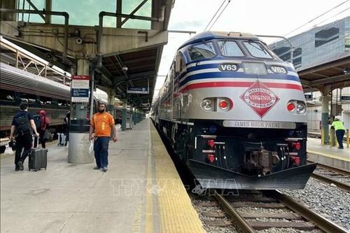 Hơn 60% số tàu điện ngầm tại thủ đô Washington phải dừng hoạt động