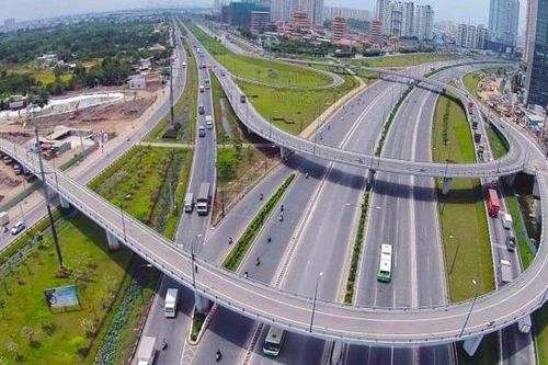 5 năm tới, đưa vào khai thác gần 1.200km đường cao tốc, ưu tiên vùng có sức lan tỏa