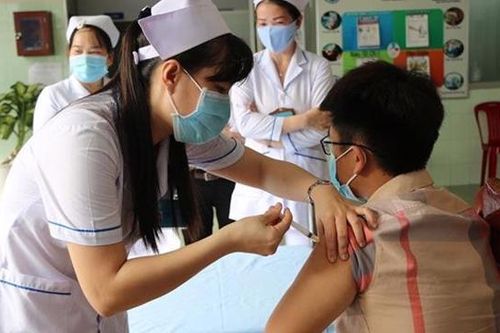 TP. HCM dự kiến tiêm vaccine phòng Covid-19 cho trẻ từ 22/10