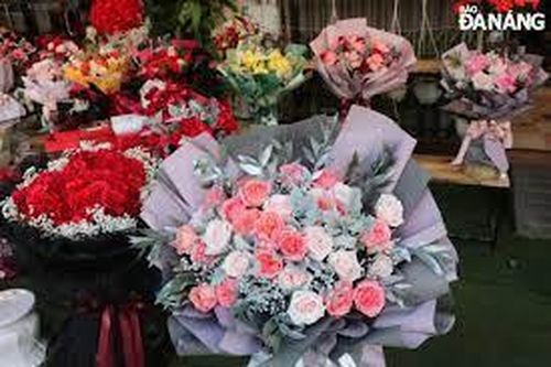 Giá hoa tăng 20-30% trước ngày lễ 20-10