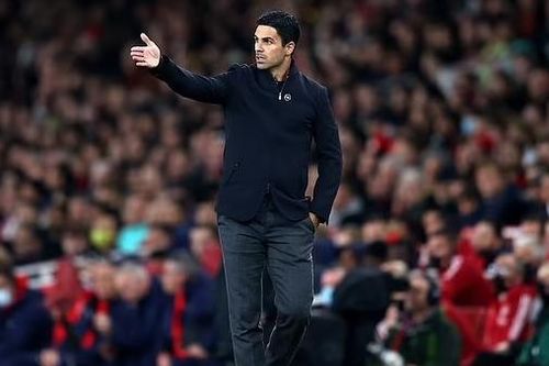 HLV Arsenal 'tố' trọng tài sai sót làm lợi cho đối thủ