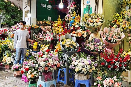 Trầm lắng thị trường hoa, quà tặng ngày 20-10