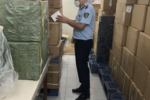 TP Hồ Chí Minh phát hiện lô khẩu trang có dấu hiệu giả mạo nhãn hiệu