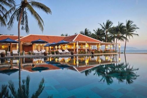 Mở cửa du lịch Việt Nam là cần thiết sau 2 năm đình trệ