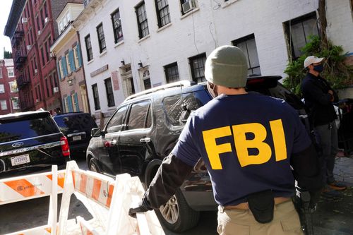 FBI khám xét căn nhà liên quan đến tỷ phú Nga