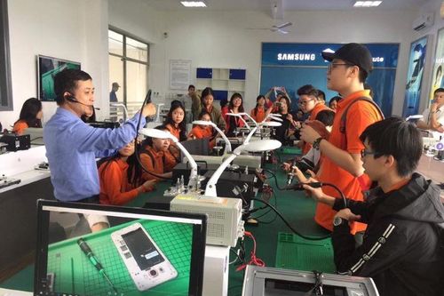 Thí điểm đào tạo Chương trình 9+5: Thời gian quá dài, khó hấp dẫn người học