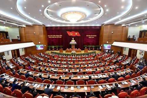 Khuyến khích và bảo vệ cán bộ năng động, sáng tạo