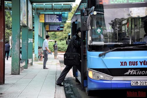Chuyển trạng thái chống dịch sang thích ứng an toàn