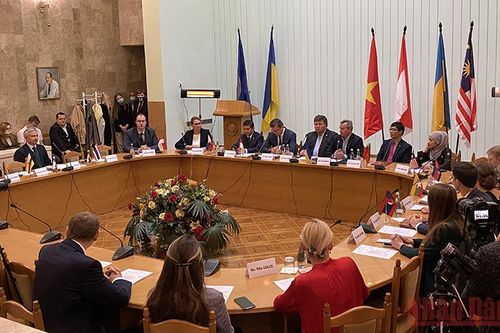 Khai trương Trung tâm nghiên cứu các nước ASEAN tại Ukraine