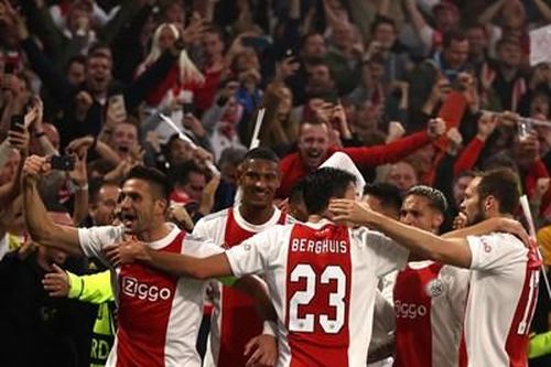 Ajax 4-0 Dortmund: Chiến thắng thuyết phục