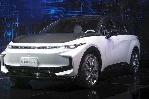 Foxconn giới thiệu ba mẫu xe điện mới