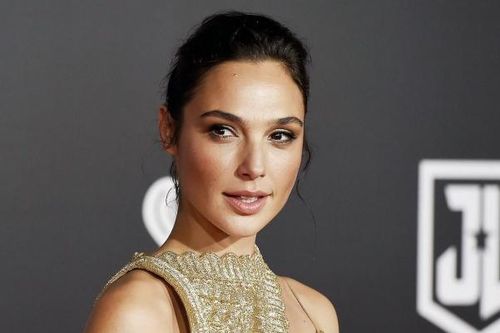 Gal Gadot sốc trước những lời đe dọa từ đạo diễn Joss Whedon