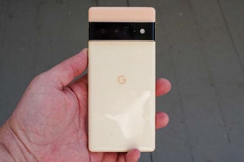 Google Pixel 6 Pro trình làng với RAM 12 GB, 3 camera sau, pin 'khủng', giá từ 20,46 triệu