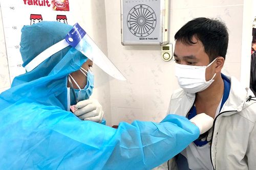 Hỗ trợ chiến dịch tiêm chủng ngừa COVID-19 tăng cường tại TP Việt Trì và huyện Phù Ninh