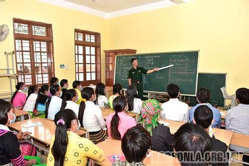 Gieo 'con chữ nảy mầm' nơi vùng cao Phá Thóng