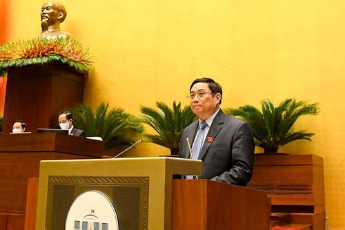 Thủ tướng: Đặt mục tiêu GDP tăng 6-6,5% năm 2022