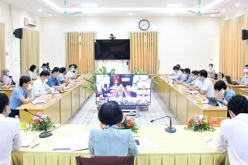 Thích ứng để khôi phục, phát triển