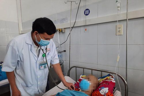 Đà Nẵng: Gần 5 giờ phẫu thuật lấy khối u 3,1kg ra khỏi người bệnh nhân