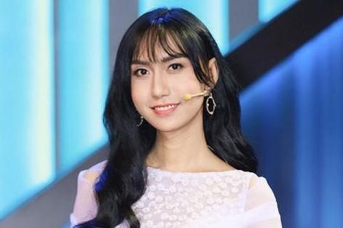 Lynk Lee bị anti-fan 'cà khịa cực gắt' chỉ vì một bài đăng trong 'ngày ngợi ca phụ nữ'