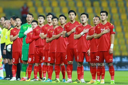 Tuyển Việt Nam tụt nhiều bậc trên bảng xếp hạng FIFA