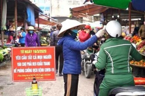 Covid-19 sáng 21/10: Gần 2 triệu liều vaccine được tiêm; Trung bình ngày có 78 ca tử vong; Những điều kiện bắt buộc với hành khách đi máy bay
