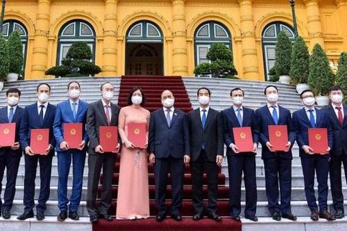 Những hình ảnh tại lễ trao quyết định bổ nhiệm cho 8 Đại sứ Việt Nam tại nước ngoài nhiệm kỳ 2021-2024