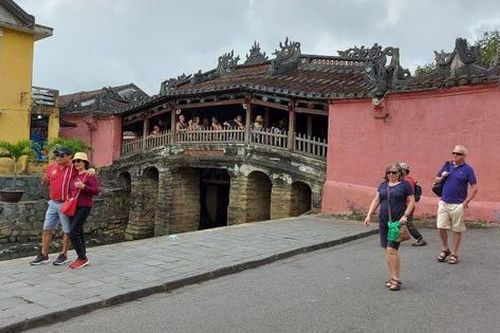 Quảng Nam bàn giải pháp mở cửa đón khách du lịch