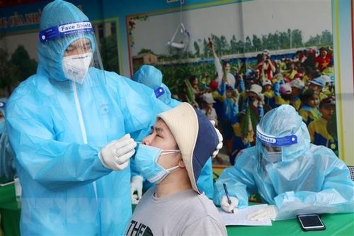 Ngày 21/10, ghi nhận thêm 3.636 ca mắc COVID-19 và 71 ca tử vong
