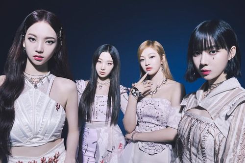 'Tân binh quái vật' aespa gây choáng với doanh số album ấn tượng