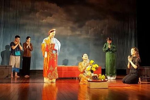 Vở kịch 'Chén thuốc độc' trở lại sân khấu sau 100 năm