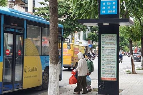 70 điểm dừng xe buýt chuẩn châu Âu sắp tới tại Hà Nội trông sẽ ra sao?